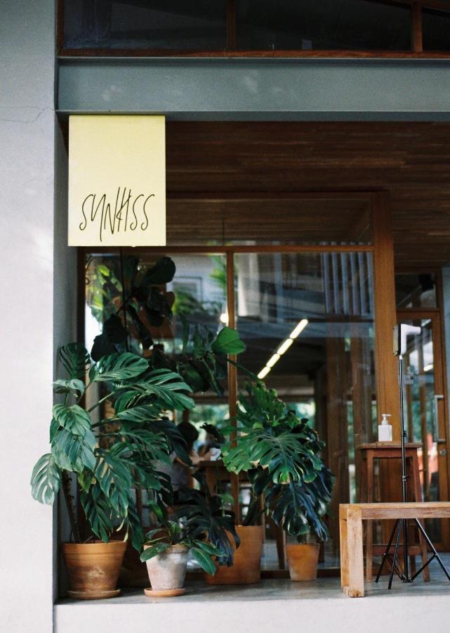 Sunkiss Hotel Банкок Екстериор снимка